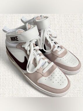 Nike Court Borough Mid 2 Sneakers